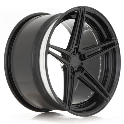 La SERIE Ferrari di ADV05 M.V2 SL ha forgiato le ruote
