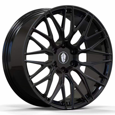 VORSTEINER V-FF 107 Monoblock ha forgiato le ruote per il carro armato 300 SUV