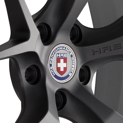 L'aerodinamica HRE ha forgiato il pezzo JWL TUV delle ruote HRE S101 3 VIA