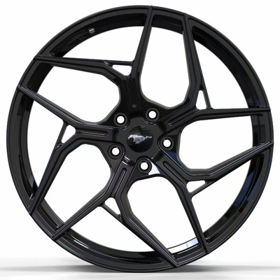 L'auto di Ford Mustang Gloss Black Forge spinge 20 21 5x114.3 a 22 pollici