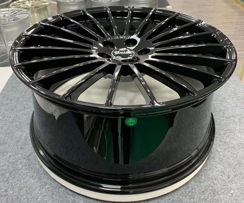 L'ANNIVERSARIO EVO 2 X5M F85 20 21 che di HAMANN BMW a 22 pollici ha forgiato le ruote lucida nero