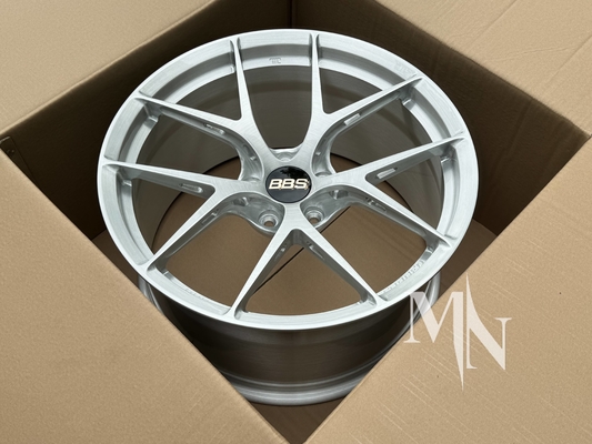 BBS FI R Ruote in argento spazzolato In vendita GT3 M2 Disponibili cerchi forzati su misura