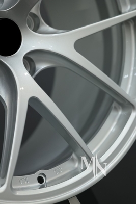 Ruote BBS RI D forgiate su misura per BMW F10 M5