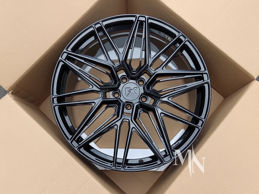 Ruote nere lucide per Audi RS6 C5 C6 C7 C8 18 19 20 21 22 pollici