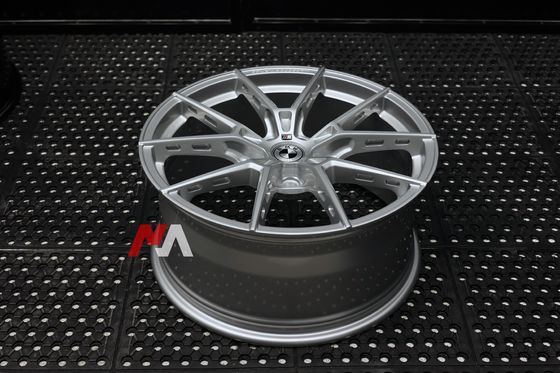 BMW 863M ruote forgiate diamante argento